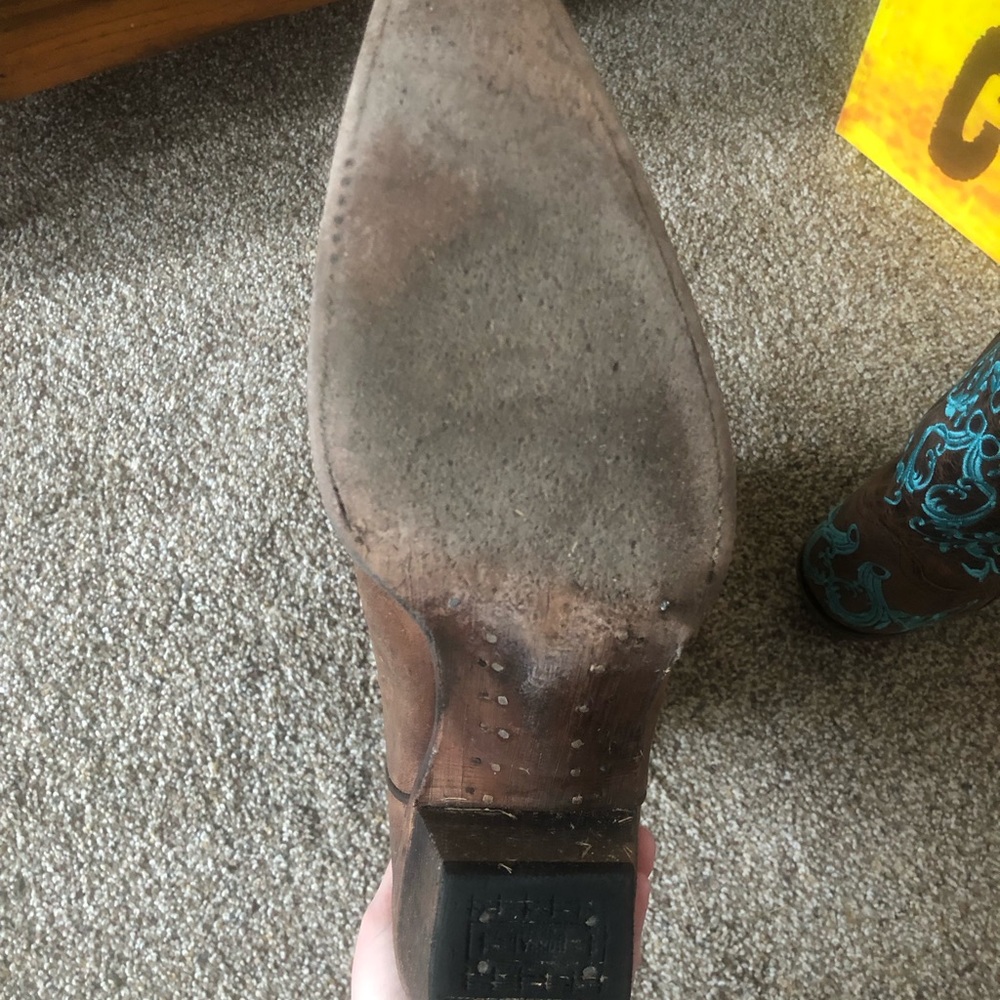 Size 10M Used Brown and Turquoise Corral boots